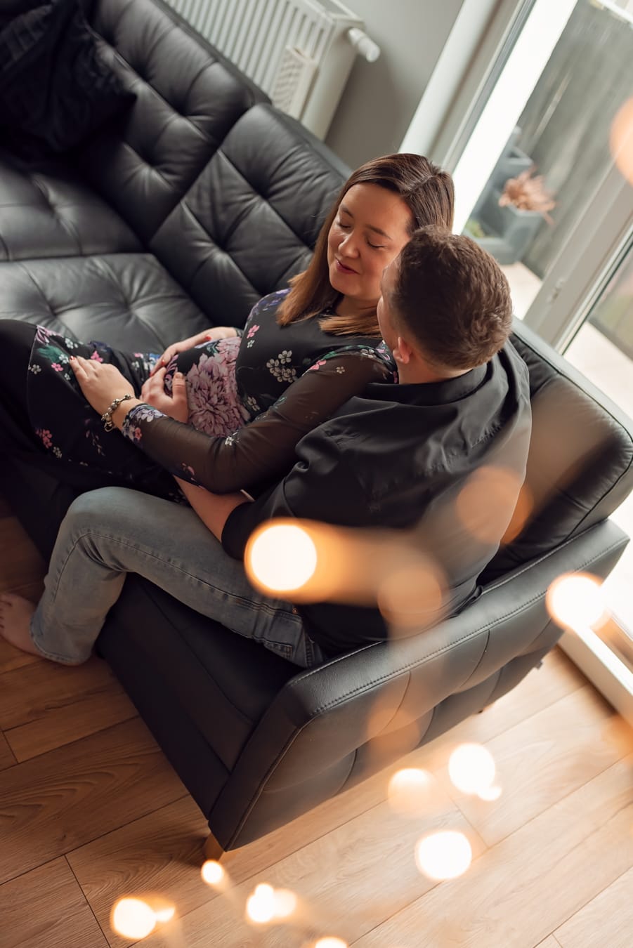 Naturalna sesja ciążowa w domu Gdańsk