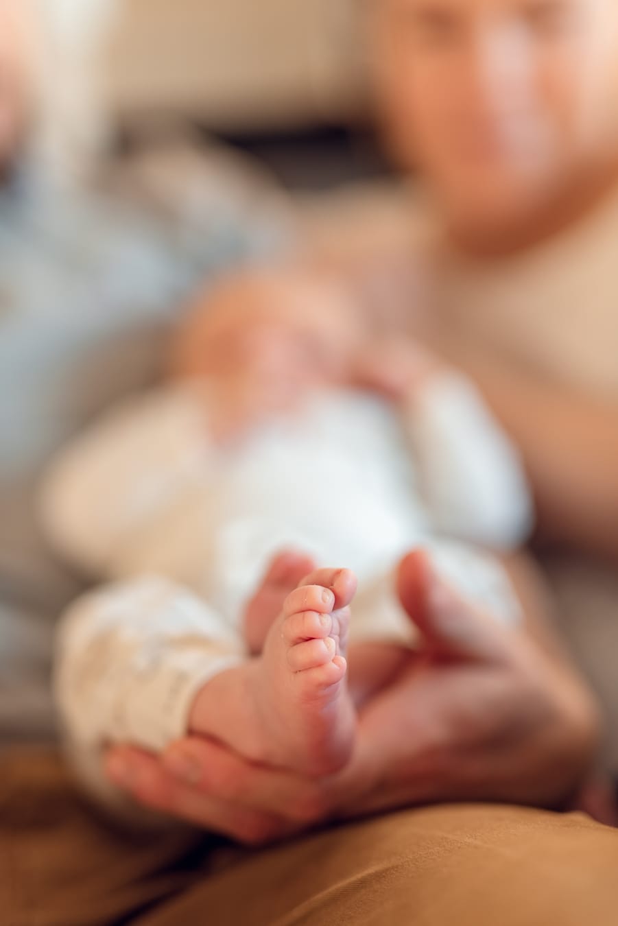 Stópka noworodka detal sesja z noworodkiem Gdańsk