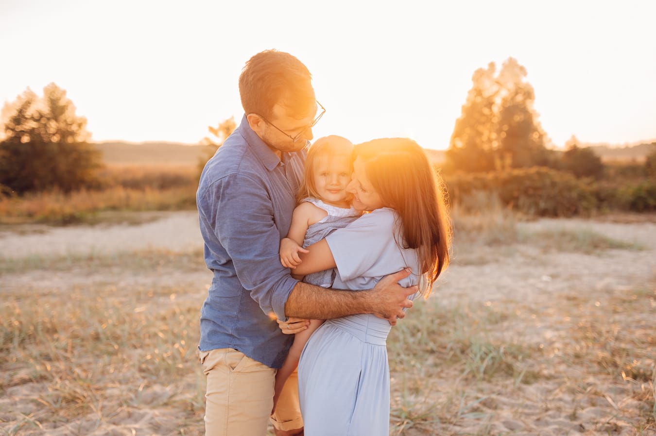 Portret rodzinny zachód słońca sesja nad morzem Trójmiasto