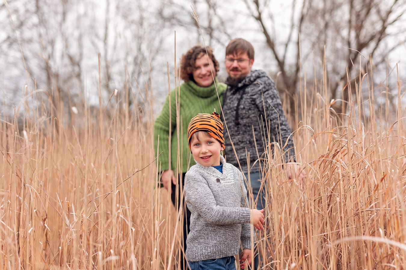 Rodzice z synem sesja ciążowa w plenerze Trójmiasto