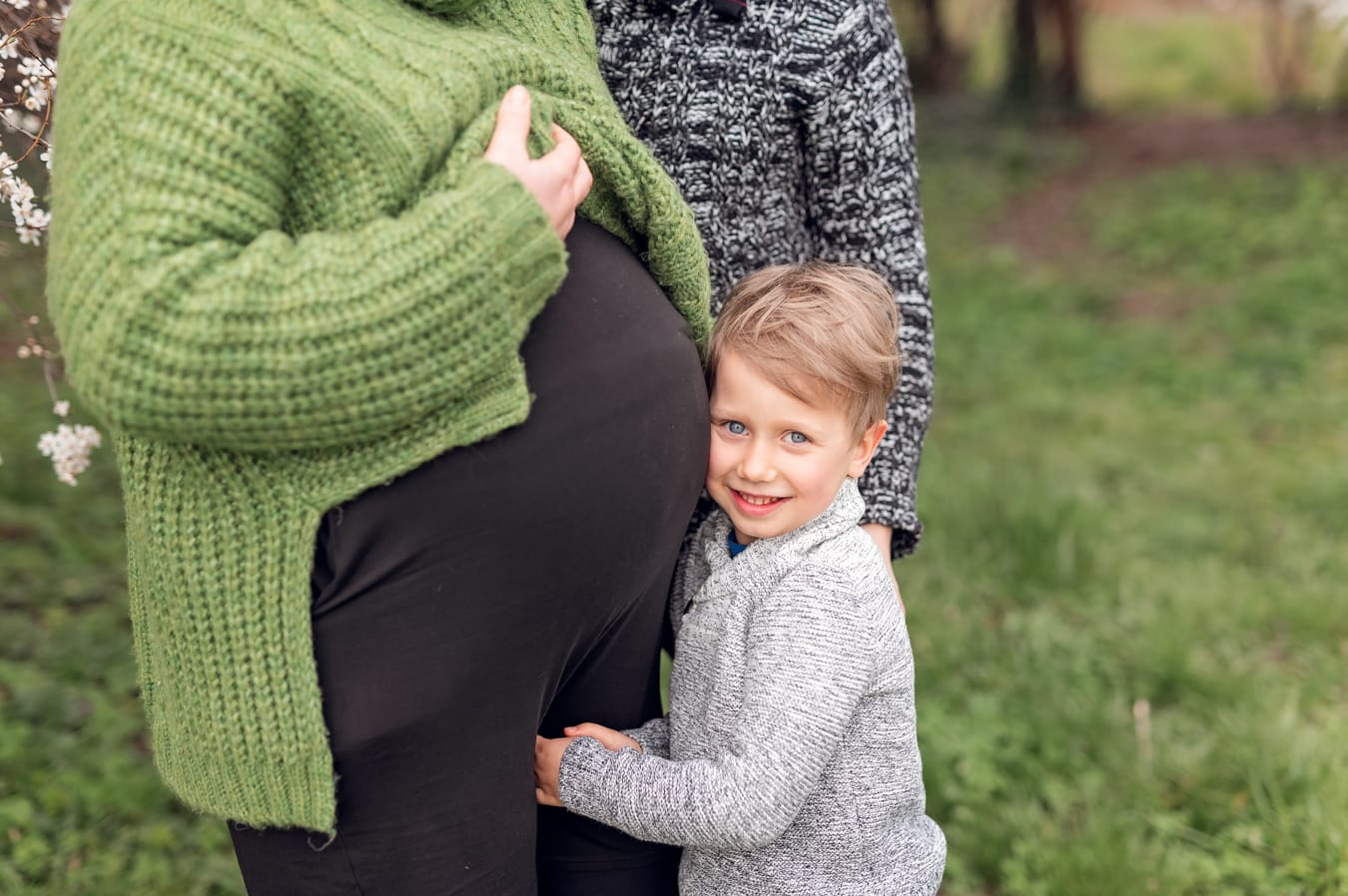 Sesja ciążowa w plenerze z rodziną Trójmiasto