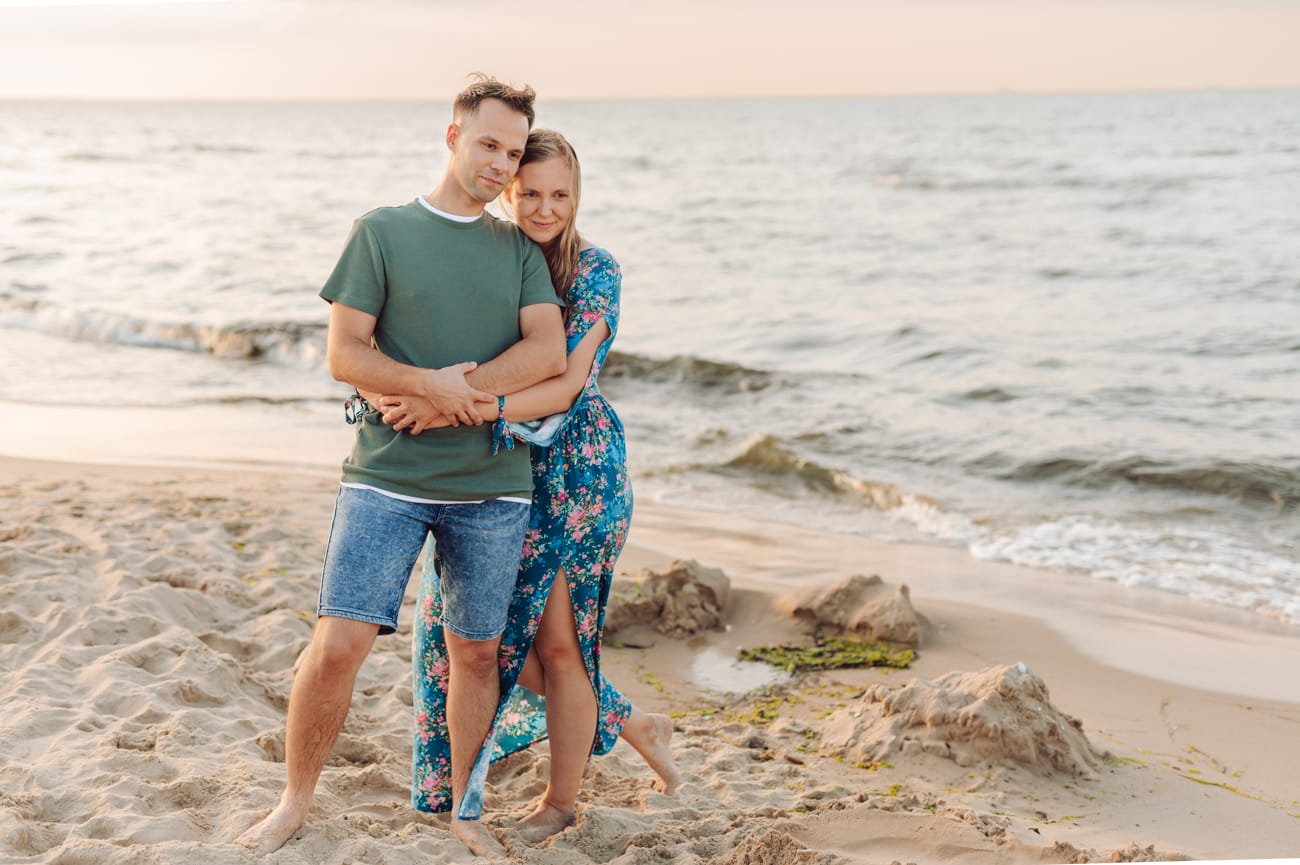 Tata z synami portret sesja rodzinna plaża