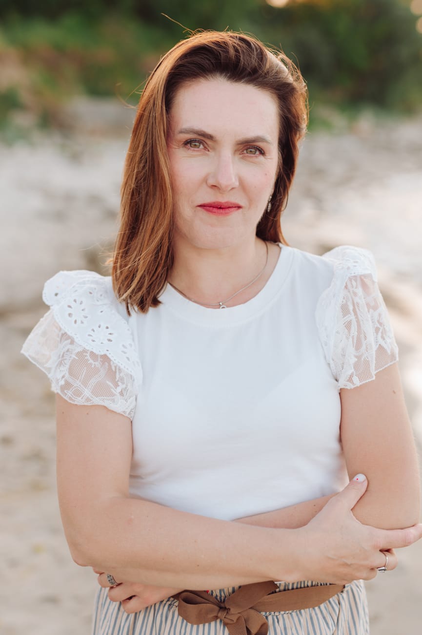 Portret mamy zrobiony podczas sesji z nastolatkami. 