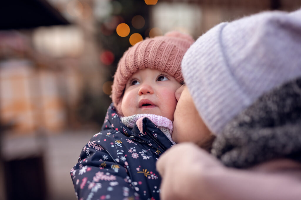 Rodzinna sesja zdjęciowa na Jarmarku Bożonarodzeniowym w Gdańsku